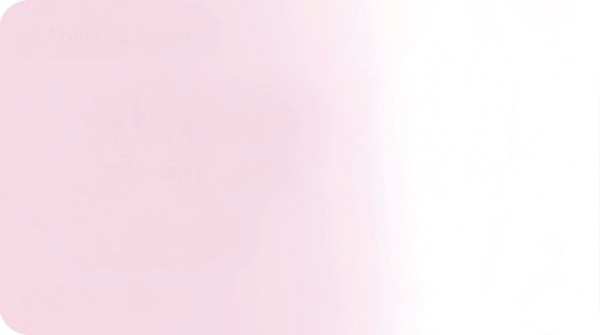 Descrição da imagem: gif com o fundo rosa e branco. Do lado direito, aparecem duas mãos sobrepostas e, na palma de uma delas, há uma fita rosa. Do lado esquerdo, Em rosa, surge o texto: " Dia Mundial de Combate ao Câncer de Mama".